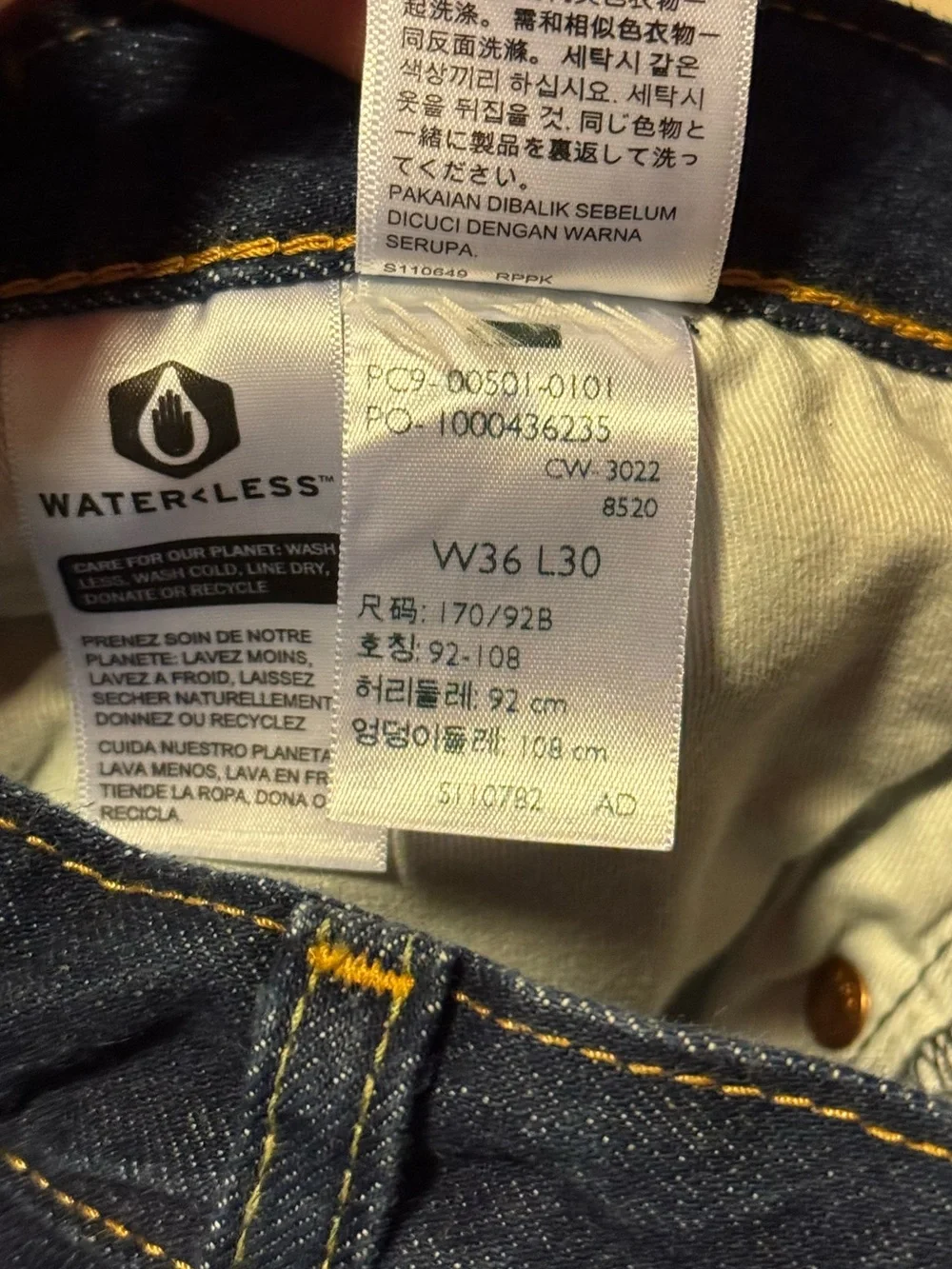 Levi’s Premium 501 Original Fit Jeans Men’s 36x30 Dark Wash Button Fly